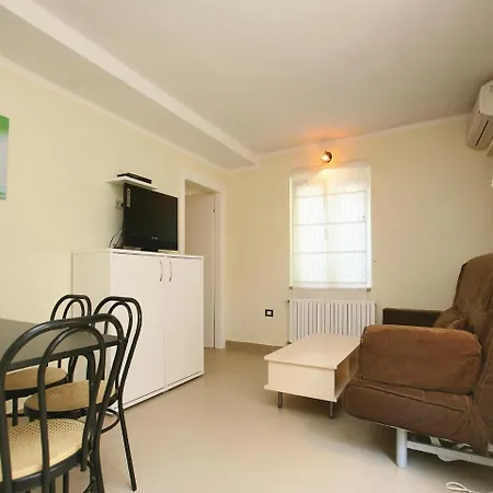 شقة One-bedroom In *